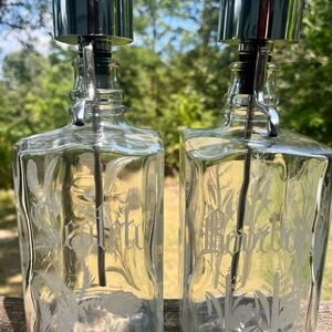 Vintage Elegant Glass Scotch and Bourbon Pump Dispenser Set, great condition